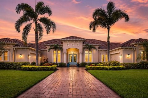 Villa ou maison à vendre à Sarasota, Floride: 4 chambres, 391.3 m2 № 2396590 - photo 2