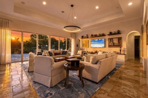 Villa ou maison à vendre à Sarasota, Floride: 4 chambres, 391.3 m2 № 2396590 - photo 10