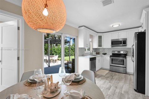 Villa ou maison à vendre à Oakland Park, Floride: 3 chambres, 93.65 m2 № 1976865 - photo 15