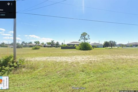 Land in Cape Coral, Florida № 2280192