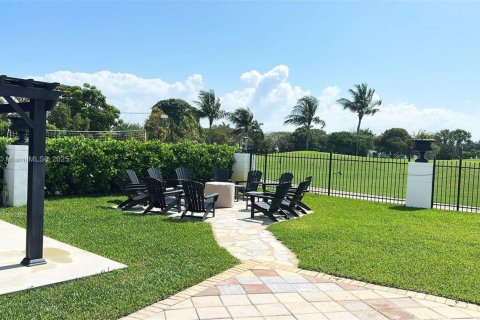 Villa ou maison à louer à Fort Lauderdale, Floride: 5 chambres, 406.73 m2 № 1728214 - photo 21