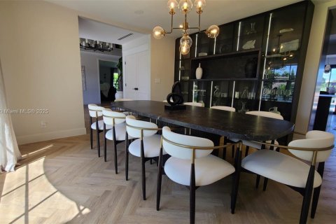 Villa ou maison à louer à Fort Lauderdale, Floride: 5 chambres, 406.73 m2 № 1728214 - photo 6