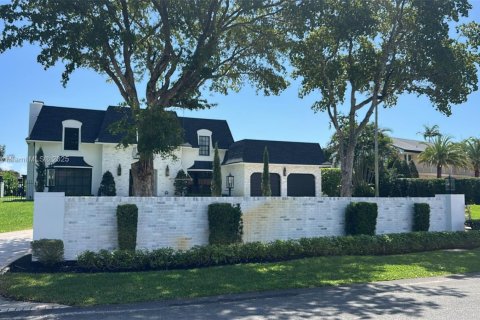 Villa ou maison à louer à Fort Lauderdale, Floride: 5 chambres, 406.73 m2 № 1728214 - photo 2