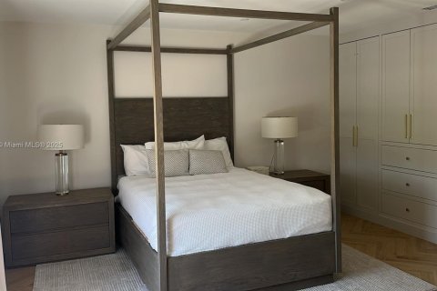Villa ou maison à louer à Fort Lauderdale, Floride: 5 chambres, 406.73 m2 № 1728214 - photo 12