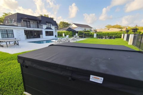 Villa ou maison à louer à Fort Lauderdale, Floride: 5 chambres, 406.73 m2 № 1728214 - photo 29