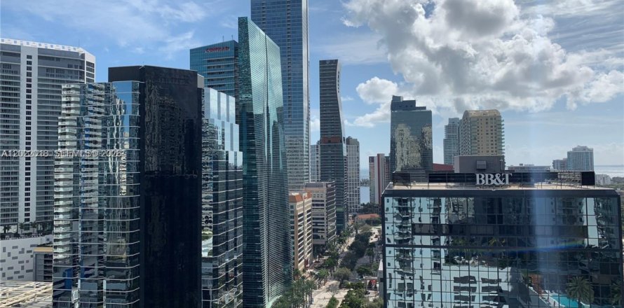 Studio à Condo à Miami, Floride  № 2087617