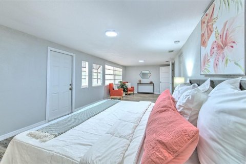 Casa en alquiler en Tampa, Florida, 4 dormitorios, 162.49 m2 № 1791377 - foto 26