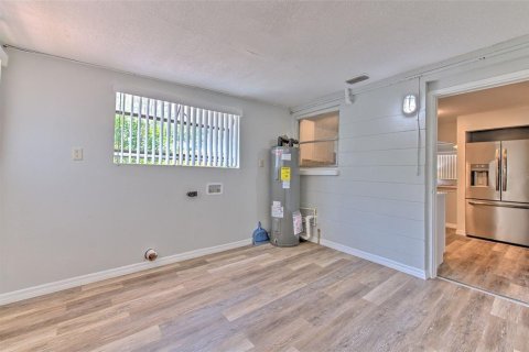 Casa en alquiler en Tampa, Florida, 4 dormitorios, 162.49 m2 № 1791377 - foto 19