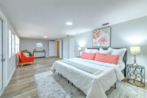 Casa en alquiler en Tampa, Florida, 4 dormitorios, 162.49 m2 № 1791377 - foto 21