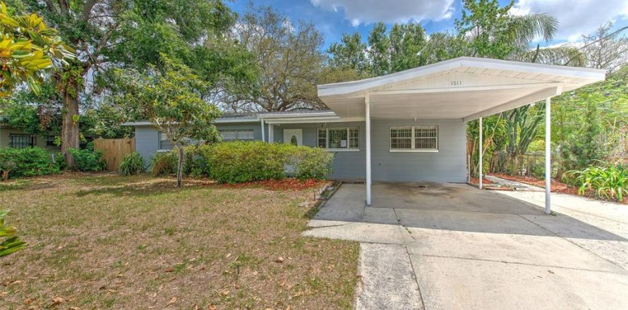 Casa en Tampa, Florida 4 dormitorios, 162.49 m2 № 1791377