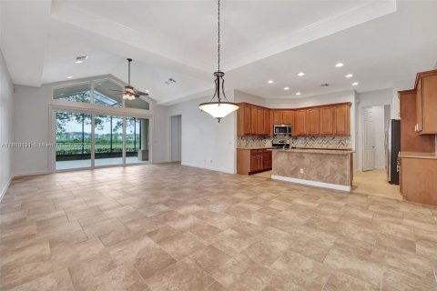 House in Port St. Lucie, Florida 3 bedrooms, 193.79 sq.m. № 1752603 - photo 16