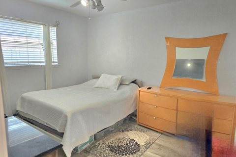 Villa ou maison à vendre à Margate, Floride: 4 chambres, 142.51 m2 № 2146915 - photo 11