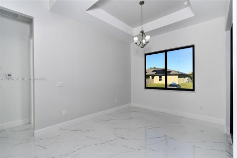 Casa en venta en Lehigh Acres, Florida, 4 dormitorios № 1982101 - foto 25