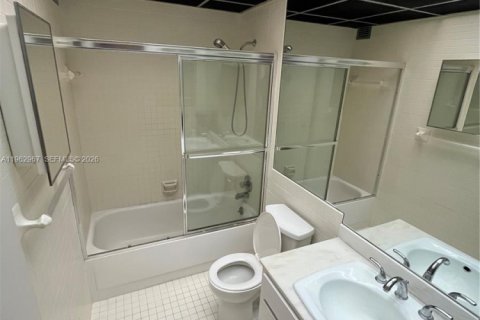 Copropriété à louer à Hollywood, Floride: 2 chambres, 126.35 m2 № 2337153 - photo 13