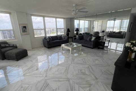 Condo à Hollywood, Floride, 2 chambres  № 2337153