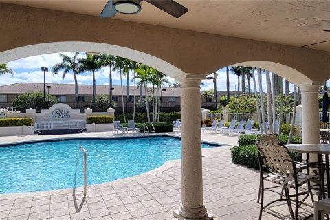 Copropriété à vendre à Doral, Floride: 3 chambres, 127.28 m2 № 2060391 - photo 24