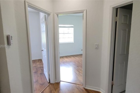 Copropriété à vendre à Doral, Floride: 3 chambres, 127.28 m2 № 2060391 - photo 14