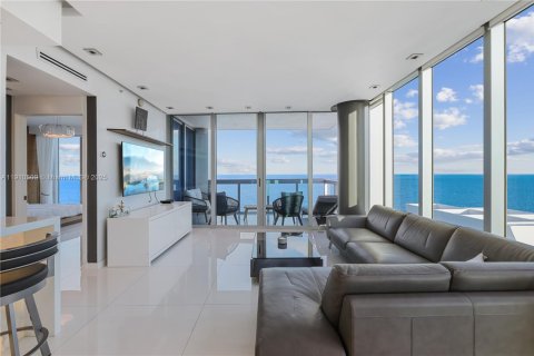 Copropriété à louer à Miami Beach, Floride: 2 chambres, 119.84 m2 № 1965847 - photo 16