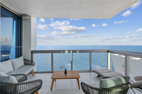 Copropriété à louer à Miami Beach, Floride: 2 chambres, 119.84 m2 № 1965847 - photo 4