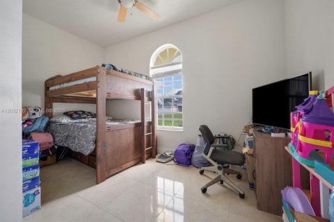 Casa en alquiler en Port St. Lucie, Florida, 4 dormitorios, 234.58 m2 № 2087230 - foto 12