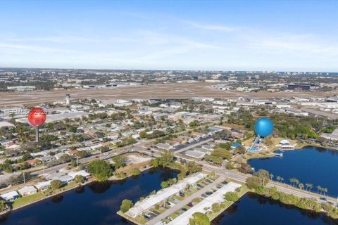 House in Tamarac, Florida 2 bedrooms, 96.99 sq.m. № 2006649 - photo 30