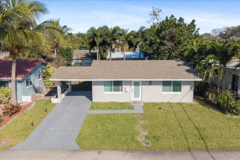 House in Tamarac, Florida 2 bedrooms, 96.99 sq.m. № 2006649 - photo 5