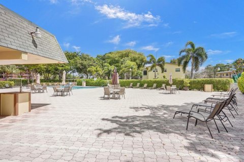Condominio en venta en Margate, Florida, 1 dormitorio, 68.19 m2 № 2242209 - foto 20