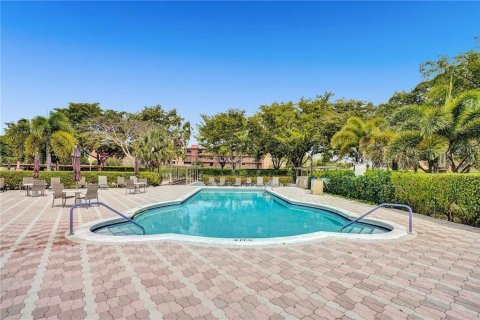 Condominio en venta en Margate, Florida, 1 dormitorio, 68.19 m2 № 2242209 - foto 26