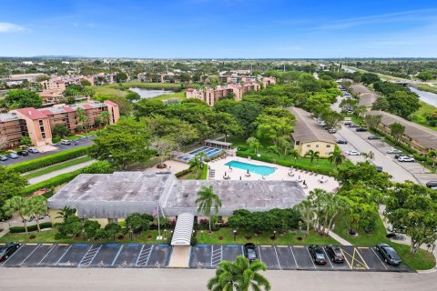 Condominio en venta en Margate, Florida, 1 dormitorio, 68.19 m2 № 2242209 - foto 6