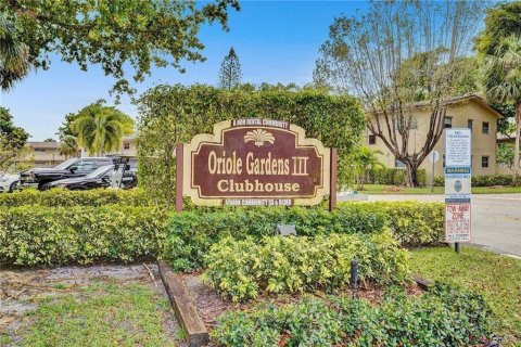 Condominio en venta en Margate, Florida, 1 dormitorio, 68.19 m2 № 2242209 - foto 5
