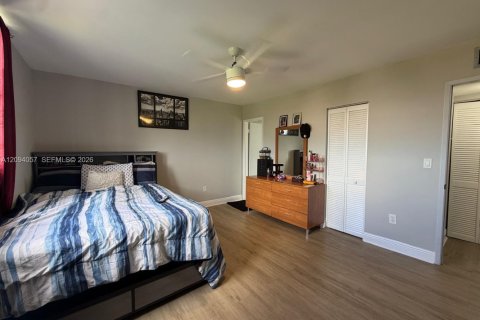 Copropriété à vendre à Miami, Floride: 2 chambres, 94.2 m2 № 2385155 - photo 9