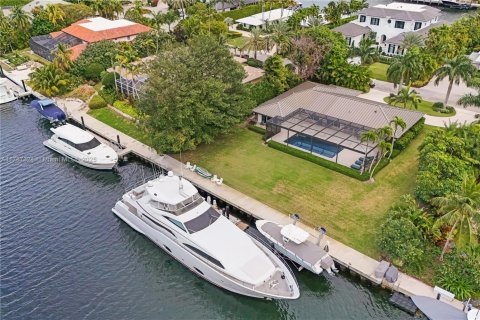 Купить виллу или дом в Ки-Ларго, Флорида 3 спальни, № 1958003 - фото 1