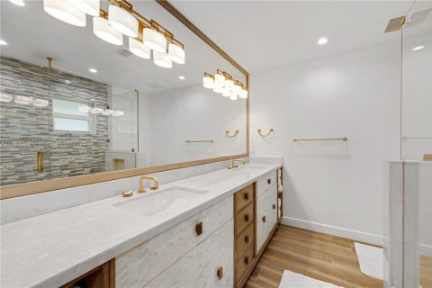 Купить виллу или дом в Ки-Ларго, Флорида 3 спальни, № 1958003 - фото 11