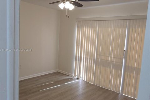 Купить кондоминиум в Санрайз, Флорида 4 спальни, 159.05м2, № 2017587 - фото 6