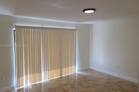 Купить кондоминиум в Санрайз, Флорида 4 спальни, 159.05м2, № 2017587 - фото 14