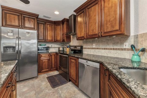 House in Port Charlotte, Florida 3 bedrooms, 211.17 sq.m. № 1573010 - photo 25