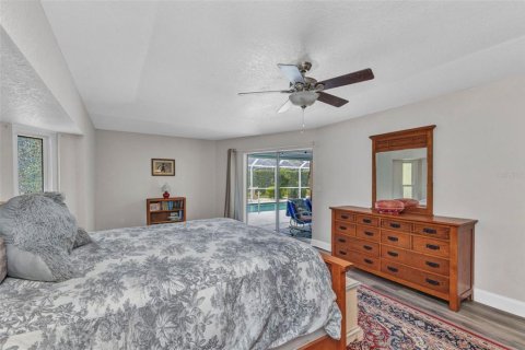 House in Port Charlotte, Florida 3 bedrooms, 211.17 sq.m. № 1573010 - photo 10
