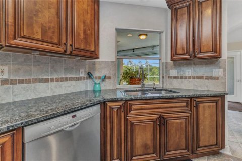 House in Port Charlotte, Florida 3 bedrooms, 211.17 sq.m. № 1573010 - photo 26