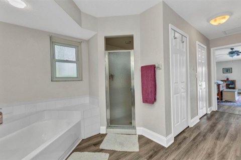 House in Port Charlotte, Florida 3 bedrooms, 211.17 sq.m. № 1573010 - photo 14