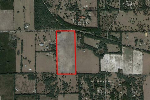 Terreno en venta en Morriston, Florida № 1866919 - foto 1