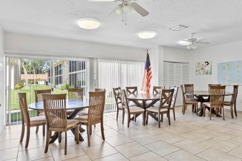 Condominio en venta en Sarasota, Florida, 1 dormitorio, 61.59 m2 № 1880832 - foto 13