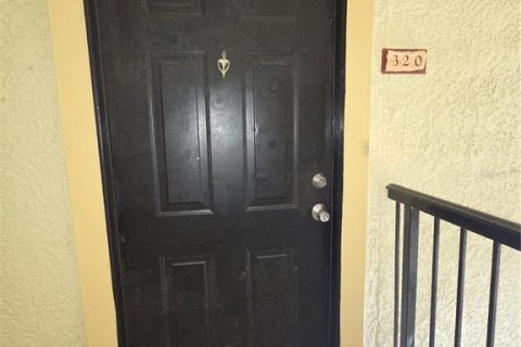 Copropriété à louer à Lake Mary, Floride: 1 chambre, 88.35 m2 № 2395736 - photo 8
