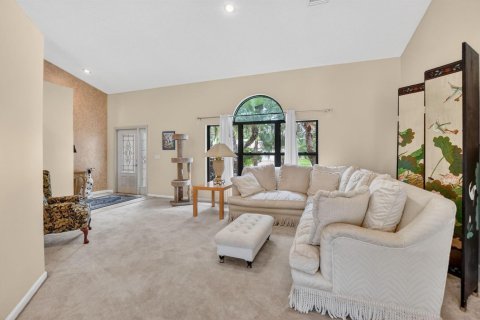 House in Boca Raton, Florida 4 bedrooms, 180.88 sq.m. № 2249645 - photo 9
