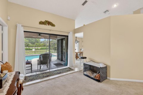 House in Boca Raton, Florida 4 bedrooms, 180.88 sq.m. № 2249645 - photo 10