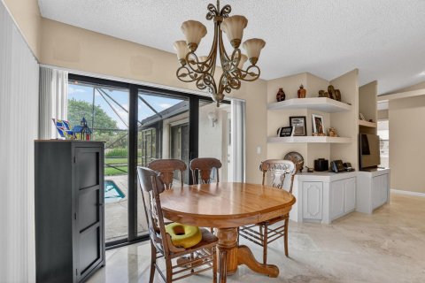House in Boca Raton, Florida 4 bedrooms, 180.88 sq.m. № 2249645 - photo 16