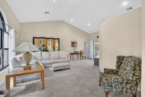 House in Boca Raton, Florida 4 bedrooms, 180.88 sq.m. № 2249645 - photo 7