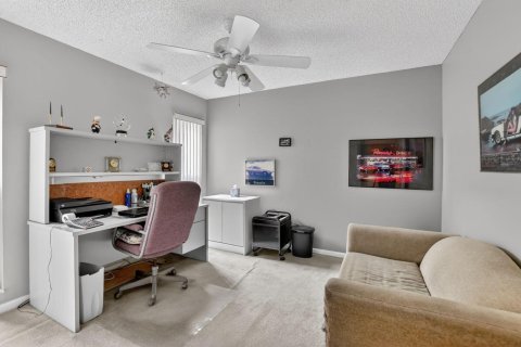 House in Boca Raton, Florida 4 bedrooms, 180.88 sq.m. № 2249645 - photo 27