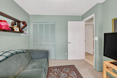 House in Boca Raton, Florida 4 bedrooms, 180.88 sq.m. № 2249645 - photo 21