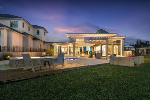 Casa en venta en New Smyrna Beach, Florida, 3 dormitorios, 201.13 m2 № 2112210 - foto 3