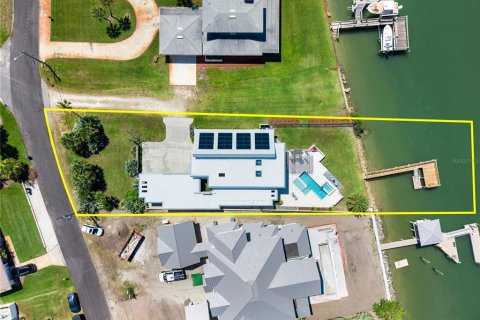 Casa en venta en New Smyrna Beach, Florida, 3 dormitorios, 201.13 m2 № 2112210 - foto 9